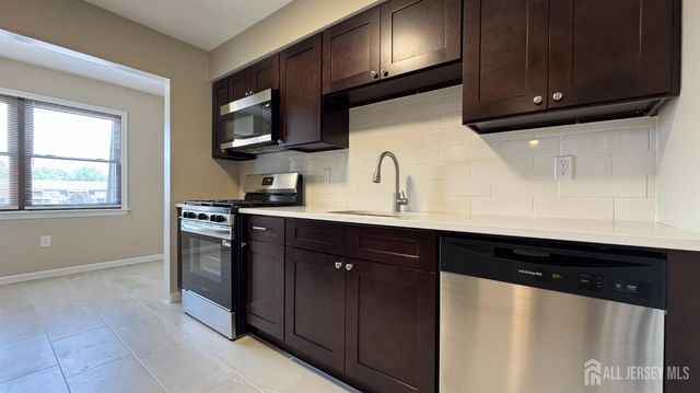 1511 raspberry Court, Edison, NJ 08817