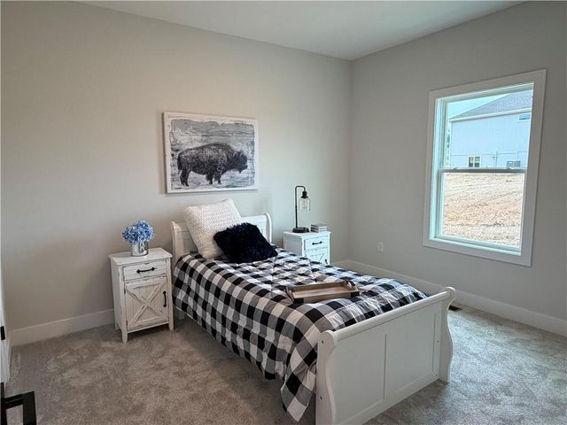 1642 N 157th Terrace, Basehor, KS 66007