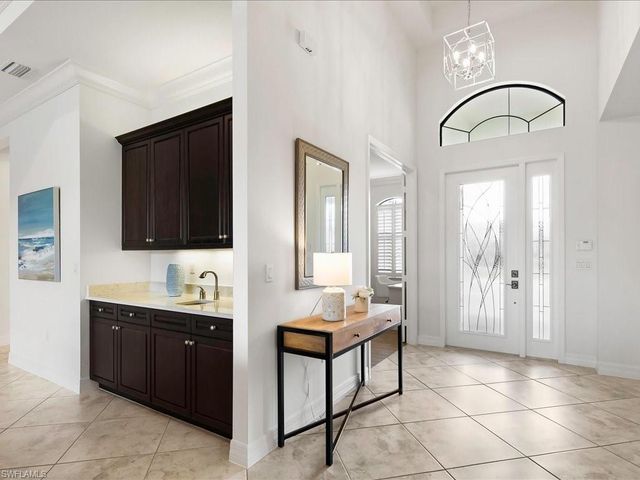 3428 Atlantic CIR, Naples, FL 34119