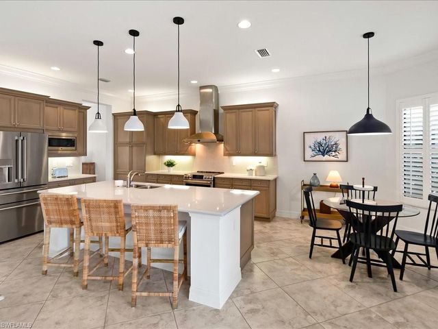 3428 Atlantic CIR, Naples, FL 34119