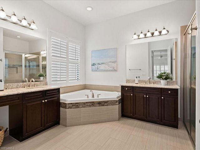 3428 Atlantic CIR, Naples, FL 34119
