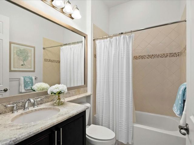 3428 Atlantic CIR, Naples, FL 34119