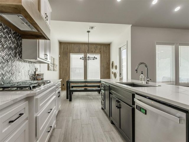 8012 NW 152nd Terrace, Edmond, OK 73013