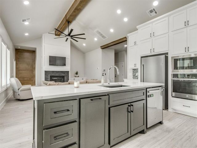 8012 NW 152nd Terrace, Edmond, OK 73013