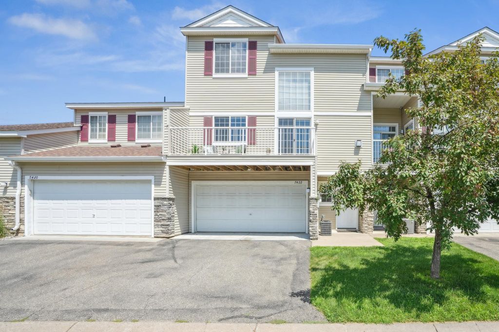 7422 Timber Crest Drive S, Cottage Grove, MN 55016