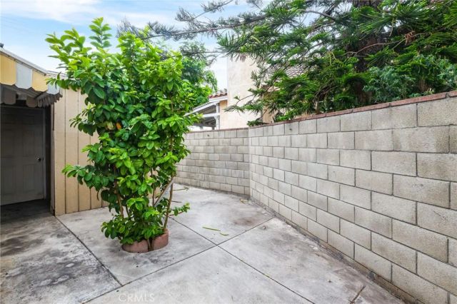 5108 W Napali, Santa Ana, CA 92704