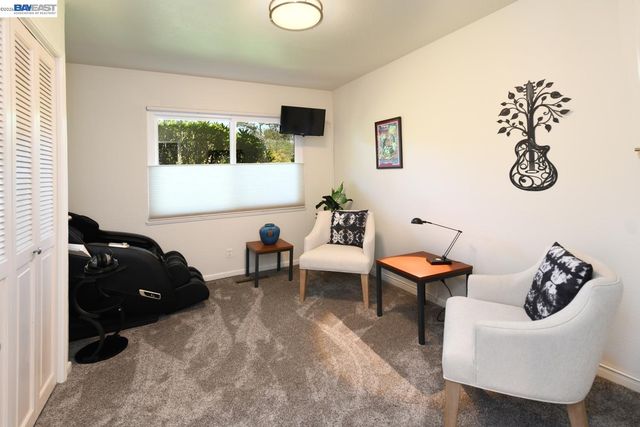 3255 Sweet Dr, Lafayette, CA 94549