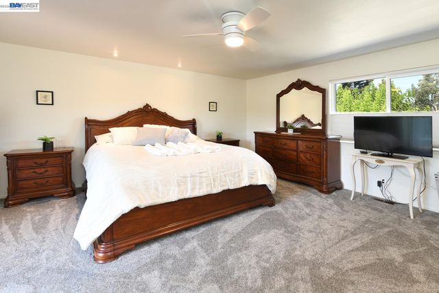 3255 Sweet Dr, Lafayette, CA 94549
