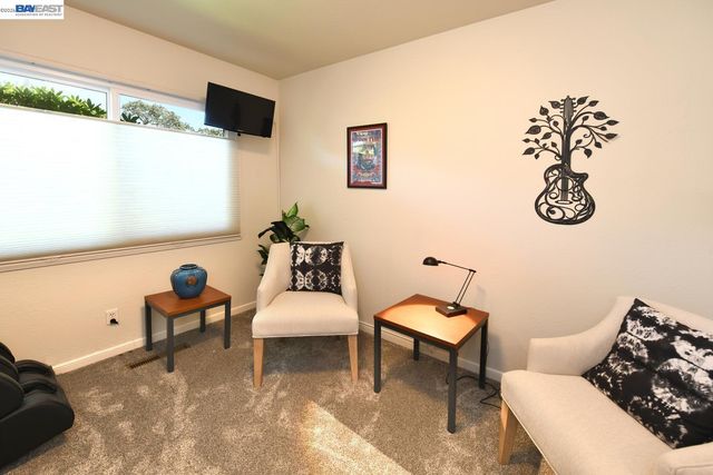 3255 Sweet Dr, Lafayette, CA 94549