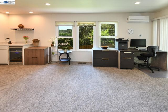 3255 Sweet Dr, Lafayette, CA 94549