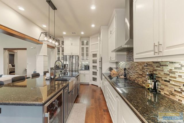 3002 Pinehurst Dr., Harlingen, TX 78550