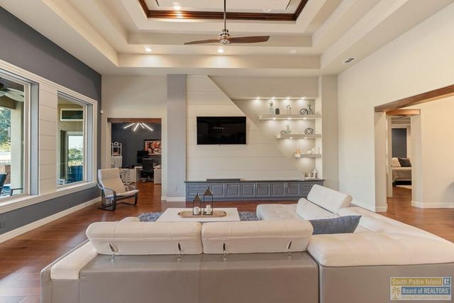 3002 Pinehurst Dr., Harlingen, TX 78550