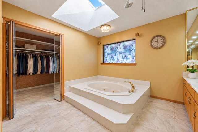 1605 Heather Court, Cleburne, TX 76033