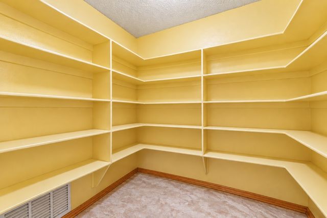 1605 Heather Court, Cleburne, TX 76033