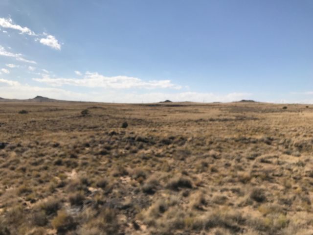 Moqui Street NW, Albuquerque, NM 87120