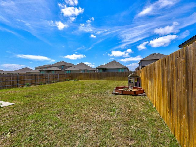18517 Spotted Eagle LN, Elgin, TX 78621
