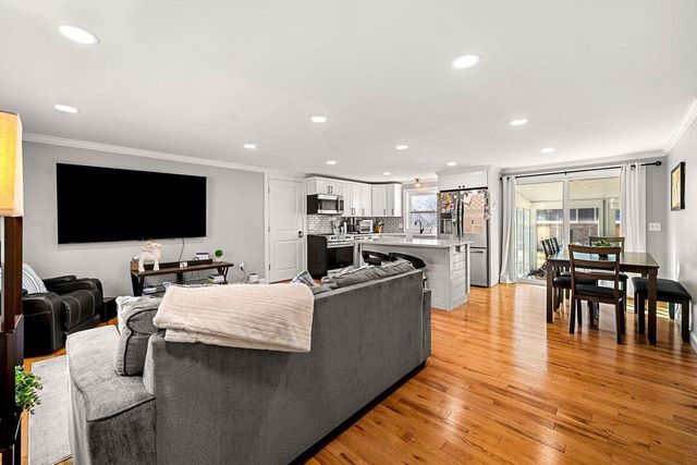 73 Rutland Street, Dover, NH 03820