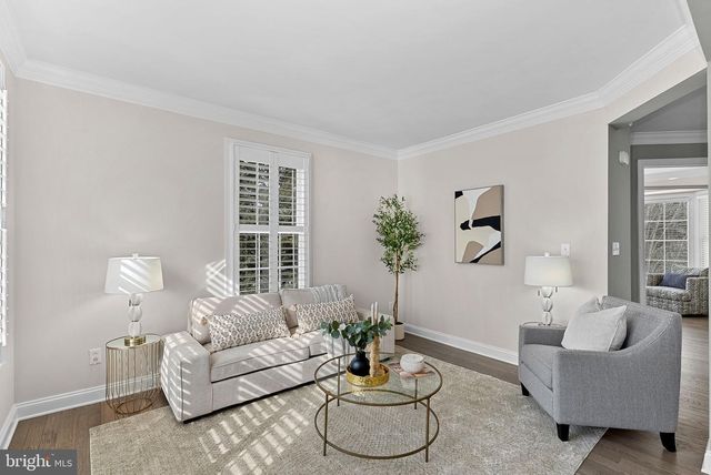 44020 RIVERPOINT DR, Leesburg, VA 20176