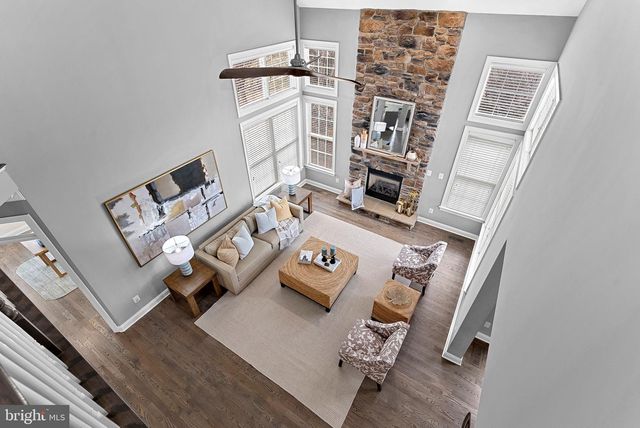 44020 RIVERPOINT DR, Leesburg, VA 20176