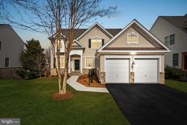 44020 RIVERPOINT DR, Leesburg, VA 20176