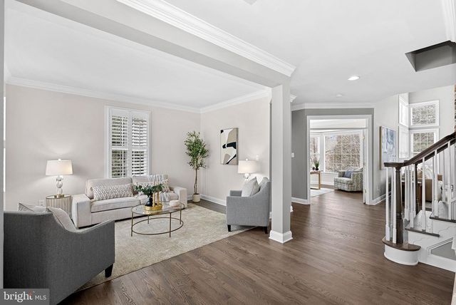 44020 RIVERPOINT DR, Leesburg, VA 20176