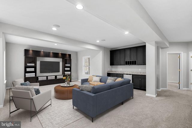 44020 RIVERPOINT DR, Leesburg, VA 20176