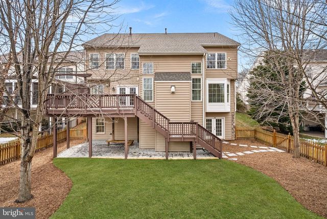 44020 RIVERPOINT DR, Leesburg, VA 20176