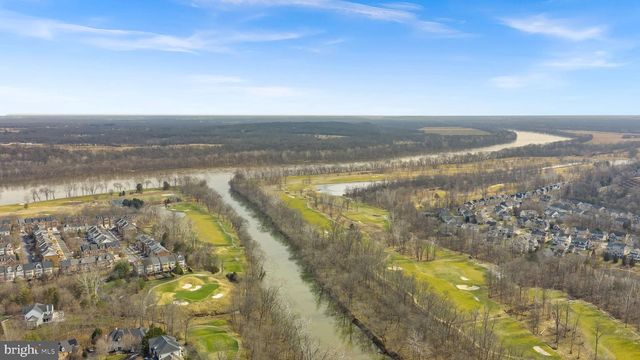 44020 RIVERPOINT DR, Leesburg, VA 20176