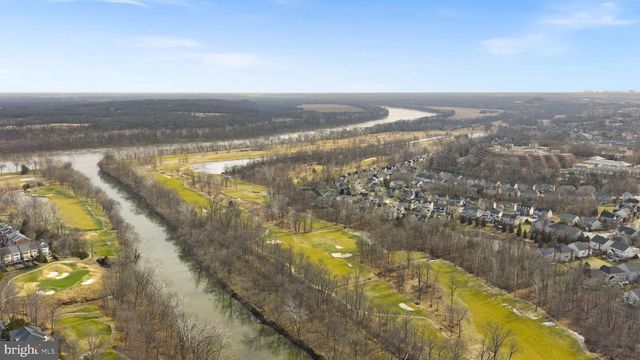 44020 RIVERPOINT DR, Leesburg, VA 20176