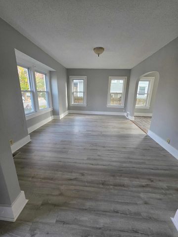 1109 W Packard Avenue, Fort Wayne, IN 46807