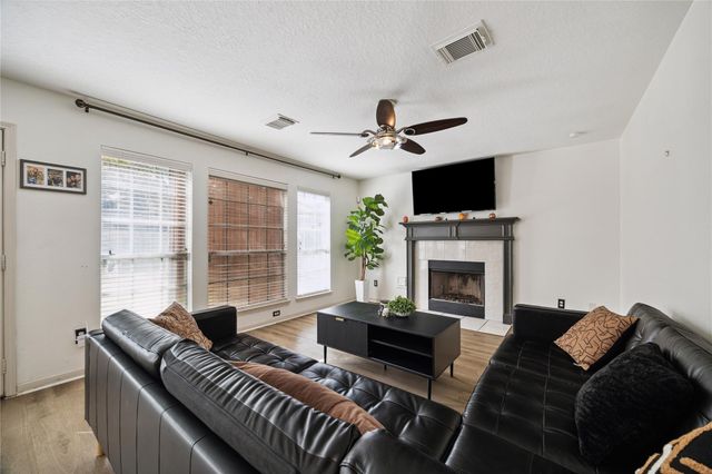 25619 Oakridge Forest Lane, Klein, TX 77386