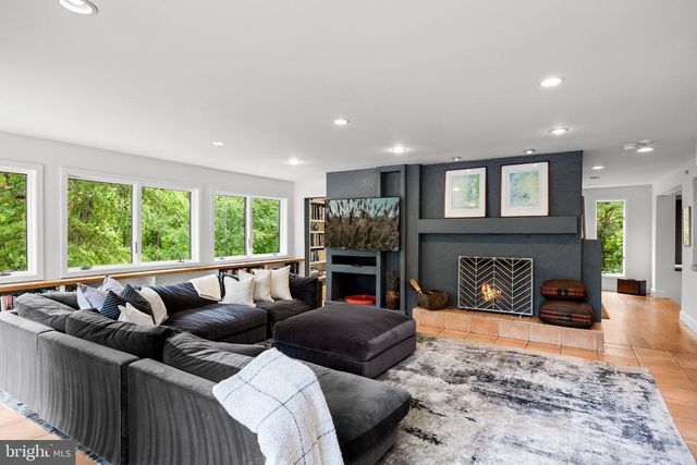 460 BROWNING LN, Cherry Hill, NJ 08003