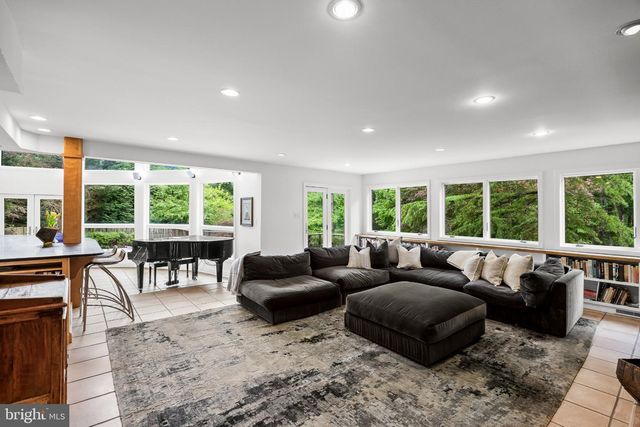 460 BROWNING LN, Cherry Hill, NJ 08003