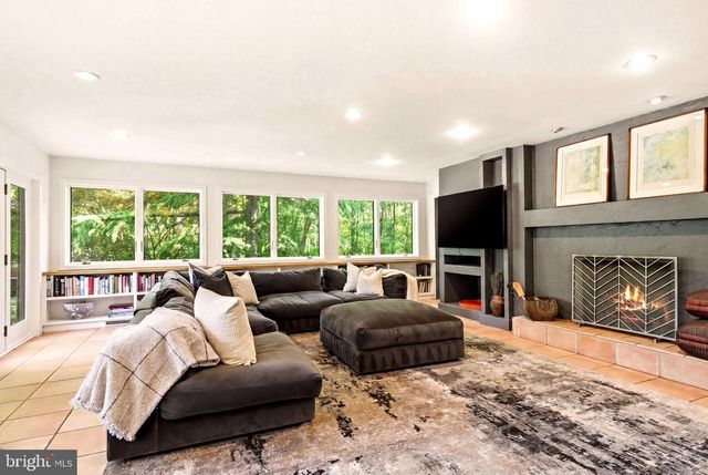 460 BROWNING LN, Cherry Hill, NJ 08003