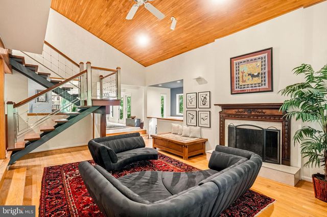460 BROWNING LN, Cherry Hill, NJ 08003