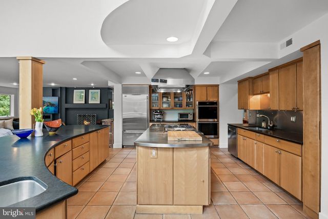 460 BROWNING LN, Cherry Hill, NJ 08003