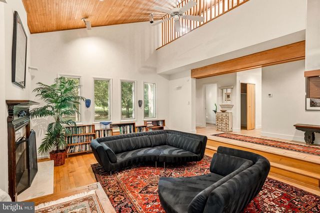 460 BROWNING LN, Cherry Hill, NJ 08003
