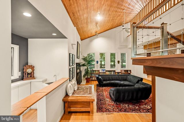 460 BROWNING LN, Cherry Hill, NJ 08003