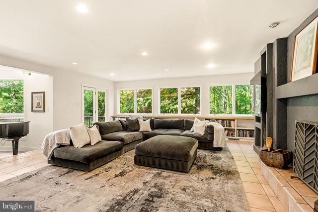 460 BROWNING LN, Cherry Hill, NJ 08003