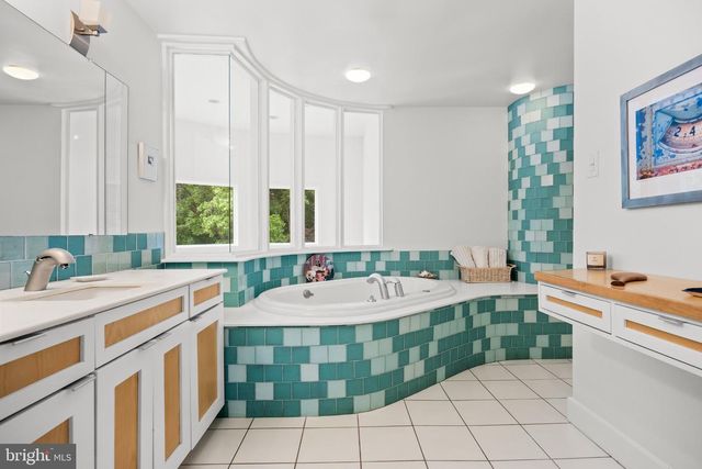 460 BROWNING LN, Cherry Hill, NJ 08003