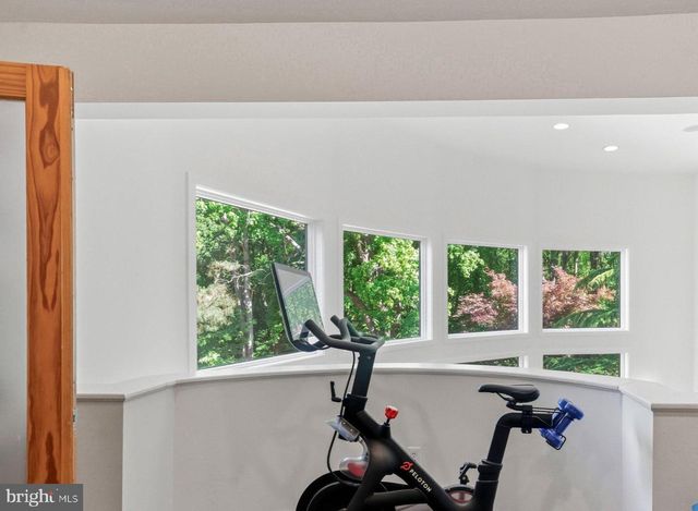 460 BROWNING LN, Cherry Hill, NJ 08003