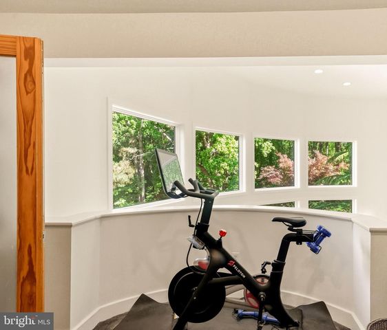 460 BROWNING LN, Cherry Hill, NJ 08003