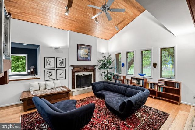 460 BROWNING LN, Cherry Hill, NJ 08003
