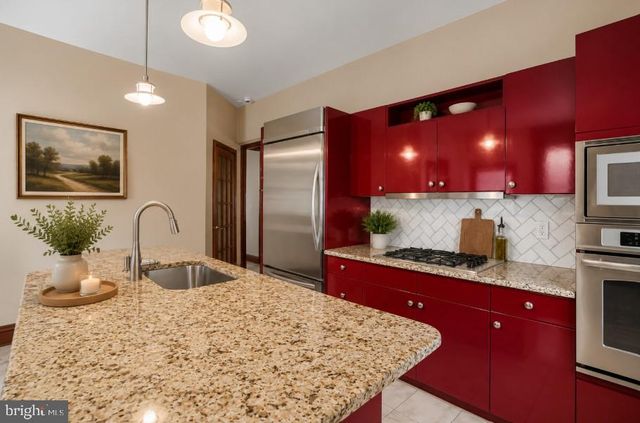 2210 BAYNARD BLVD, Wilmington, DE 19802
