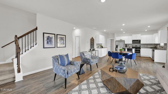 527 Fieldcrest Road, Blountville, TN 37617