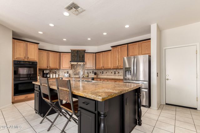 18402 E OAK HILL Lane, Queen Creek, AZ 85142