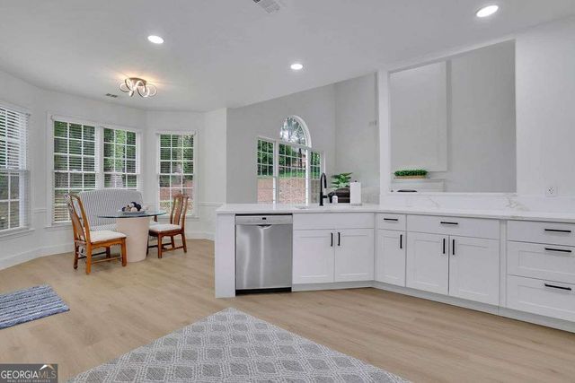 380 Tall Timbers Drive, Roswell, GA 30076