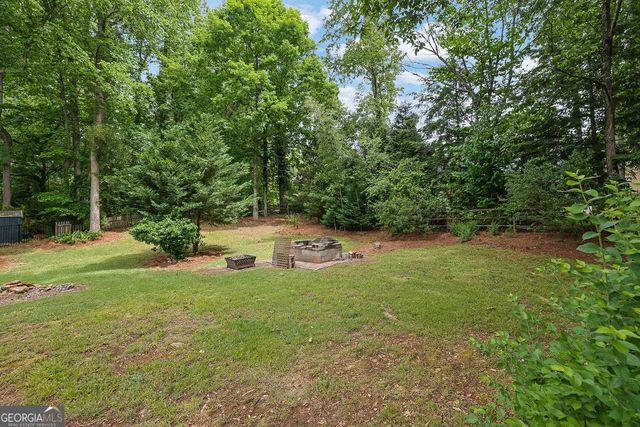 380 Tall Timbers Drive, Roswell, GA 30076