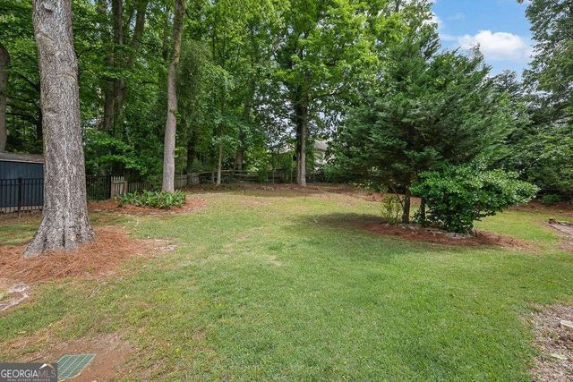 380 Tall Timbers Drive, Roswell, GA 30076