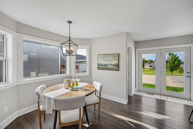 911 SW Springfield Drive, Ankeny, IA 50023
